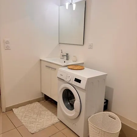Apartment Moderne - Proche Centre *
