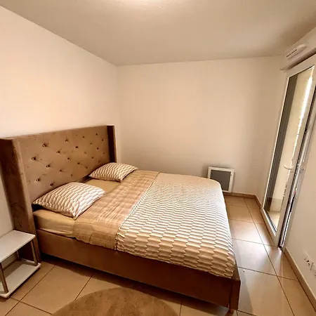 Cosy T2 Neuf Avec Balcon Tram L5 Au Pied De La Résidence Centre&plages